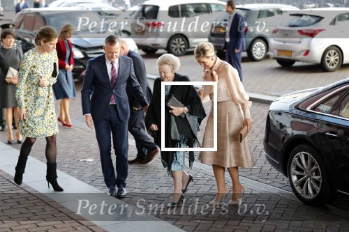 Amsterdam 4 november 2019
Koningin Maxima en prinses Beatrix arriveren bij uitreiking prins Bernhard cultuurprijs in theater aan het IJ.