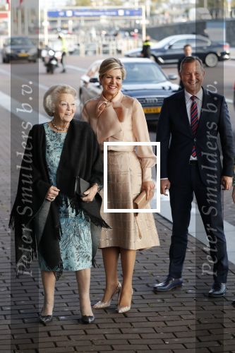Amsterdam 4 november 2019
Koningin Maxima en prinses Beatrix arriveren bij uitreiking prins Bernhard cultuurprijs in theater aan het IJ.