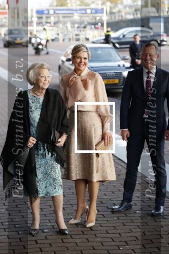 Amsterdam 4 november 2019
Koningin Maxima en prinses Beatrix arriveren bij uitreiking prins Bernhard cultuurprijs in theater aan het IJ.