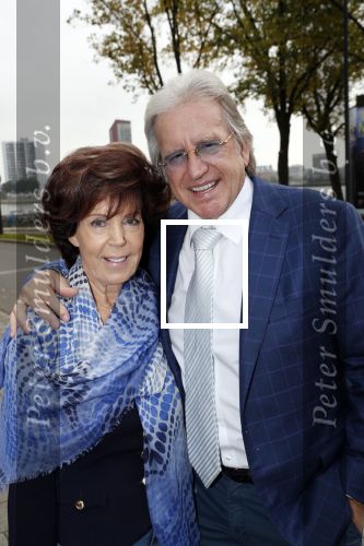 Rotterdam 14 oktober 2019
Surprise feestje voor Gerard Cox. Lee Towers kwam met zijn vrouw Laura