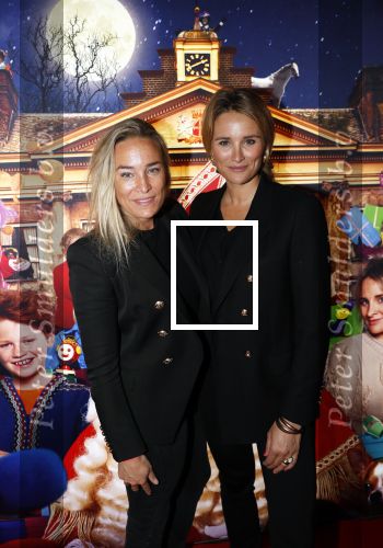 Amsterdam 5 oktober 2019
Premiere Sinterklaasfilm in pathe Arena . Lieke en Jette v Lexmond