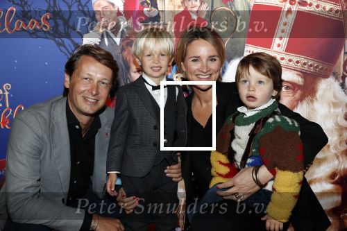 Amsterdam 5 oktober 2019
Premiere Sinterklaasfilm in pathe Arena . Lieke v Lexmond kwam met haar man Bas v Veggel en hun zoons