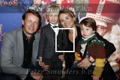 Amsterdam 5 oktober 2019
Premiere Sinterklaasfilm in pathe Arena . Lieke v Lexmond kwam met haar man Bas v Veggel en hun zoons