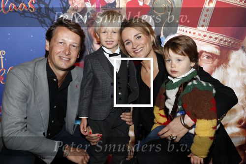 Amsterdam 5 oktober 2019
Premiere Sinterklaasfilm in pathe Arena . Lieke v Lexmond kwam met haar man Bas v Veggel en hun zoons