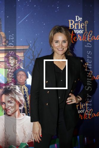 Amsterdam 5 oktober 2019
Premiere Sinterklaasfilm in pathe Arena . Lieke v Lexmond kwam met haar man Bas v Veggel en hun zoons