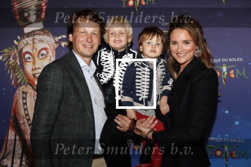 Den Haag 13 september 2019
Premiere Cirque du Soleil op het malieveld in Den Haag. Lieke v Lexmond met man Bas v Veggel en hun kinderen