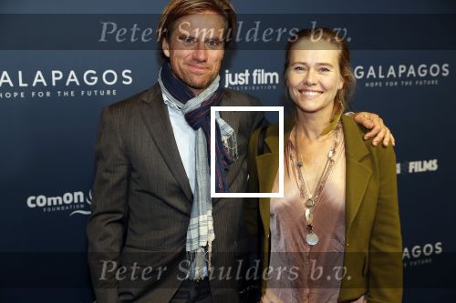 Amsterdam 28 oktober 2019
Premiere Galapagos in Tuschinski. Liesbeth Kamerling met haar broer Kristiaan