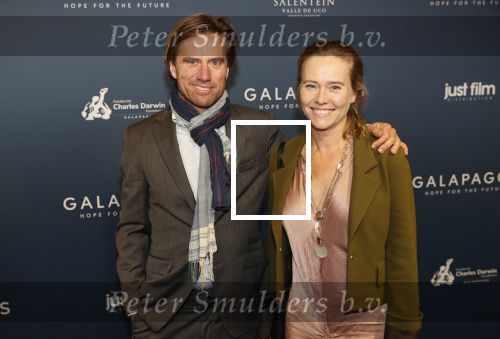 Amsterdam 28 oktober 2019
Premiere Galapagos in Tuschinski. Liesbeth Kamerling met haar broer Kristiaan