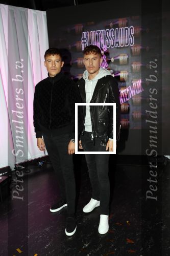 Amsterdam 9 oktober 2019
Lil kleine beeld onthulling bij Madame Tussaud.
Zijn vriendin Jaimie Vaes zijn zoontje en zijn vader zijn ook aanwezig.