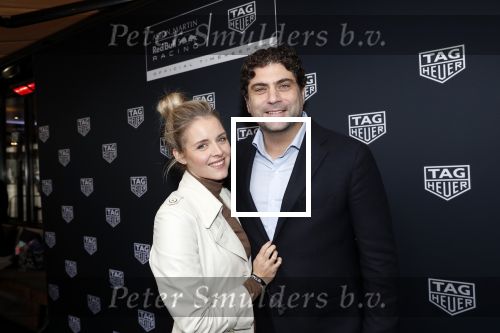 Amsterdam 16 oktober 2019
Presentatie nieruwe Tag Heuer Max Verstappen horloge bij Majestic. Max arriveert in een speciale Aston Martin op de dam in Amsterdam. Shelly sterk presenteert de presentatie. Liza Sips met partner Ralph Manheim