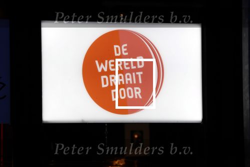 Amsterdam 5 november 2019
100 radio bij de wereld draait door DWDD. Logo Pauw  en De wereld draait door