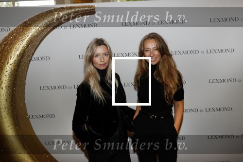 Amsterdam 10 oktober 2019
Presentatie kalendar van Lieke en Jetteke v Lexmond. Lucy Woesthoff met een vriendin