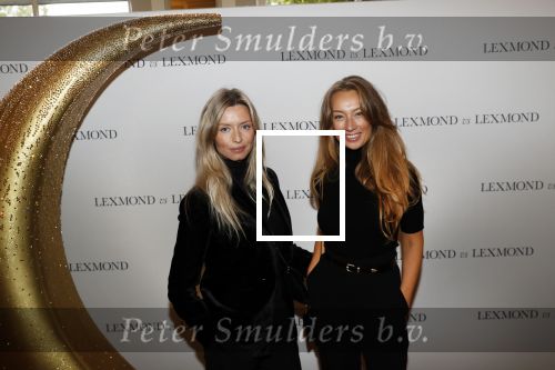 Amsterdam 10 oktober 2019
Presentatie kalendar van Lieke en Jetteke v Lexmond. Lucy Woesthoff met een vriendin