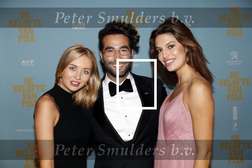 Amsterdam 7 oktober 2019
Premiere de belofte van Pisa in Tuschinski. Mano Bouzamour