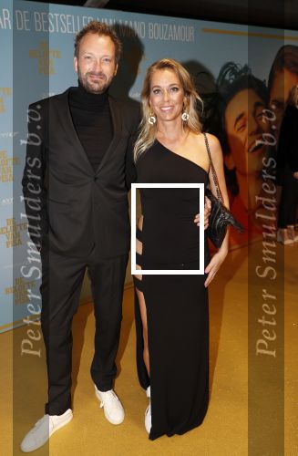 Amsterdam 7 oktober 2019
Premiere de belofte van Pisa in Tuschinski. Marion Pauw met partner