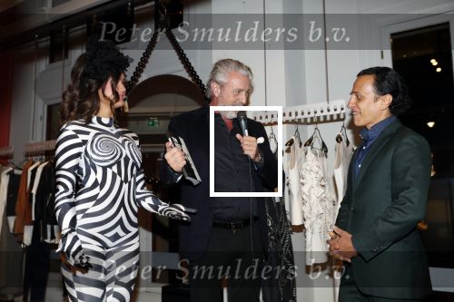 Amsterdam 12 november 2019
lancering van het boek Two Faces van Ali Pirayesh in the Dutchess.
Mark Teurlings