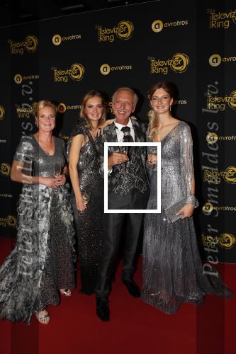 Amsterdam 9 oktober 2019
Uitreiking televizierring 2019 in AFAS Live. Winnaar Martien Meiland met zijn familie