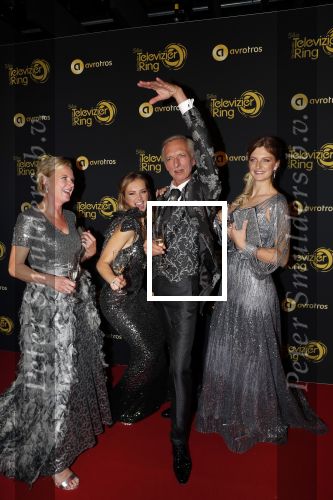 Amsterdam 9 oktober 2019
Uitreiking televizierring 2019 in AFAS Live. Winnaar Martien Meiland met zijn familie
