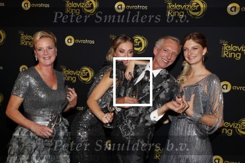 Amsterdam 9 oktober 2019
Uitreiking televizierring 2019 in AFAS Live. Winnaar Martien Meiland met zijn familie