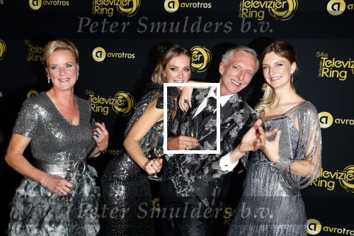 Amsterdam 9 oktober 2019
Uitreiking televizierring 2019 in AFAS Live. Winnaar Martien Meiland met zijn familie