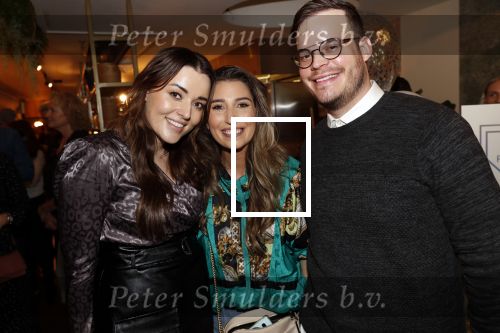 Amsterdam 7 november 2019
Boekpresentatie Mascha Feoktistova en Max de Vries . Mascha met haar man wn Xelly Cabau v Kasbergen