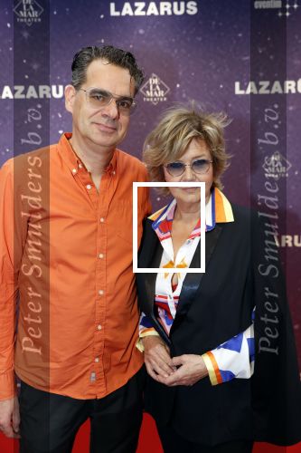 Amsterdam 13 oktober 2019
Premiere Lazarus in het deLamar theater. Mathilde Santing met een vriend