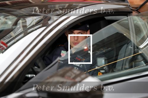 Amsterdam 16 oktober 2019
Presentatie nieruwe Tag Heuer Max Verstappen horloge bij Majestic. Max arriveert in een speciale Aston Martin op de dam in Amsterdam. Shelly sterk presenteert de presentatie.