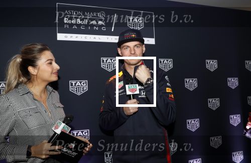 Amsterdam 16 oktober 2019
Presentatie nieruwe Tag Heuer Max Verstappen horloge bij Majestic. Max arriveert in een speciale Aston Martin op de dam in Amsterdam. Shelly sterk presenteert de presentatie.