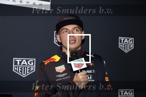 Amsterdam 16 oktober 2019
Presentatie nieruwe Tag Heuer Max Verstappen horloge bij Majestic. Max arriveert in een speciale Aston Martin op de dam in Amsterdam. Shelly sterk presenteert de presentatie.