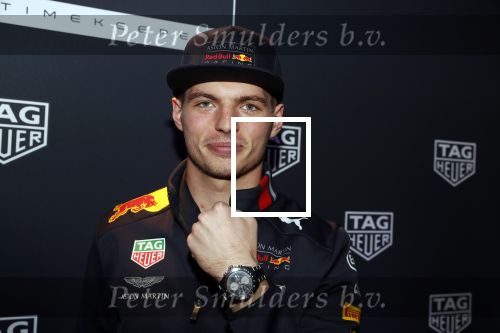 Amsterdam 16 oktober 2019
Presentatie nieruwe Tag Heuer Max Verstappen horloge bij Majestic. Max arriveert in een speciale Aston Martin op de dam in Amsterdam. Shelly sterk presenteert de presentatie.