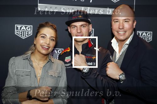 Amsterdam 16 oktober 2019
Presentatie nieruwe Tag Heuer Max Verstappen horloge bij Majestic. Max arriveert in een speciale Aston Martin op de dam in Amsterdam. Shelly sterk presenteert de presentatie.