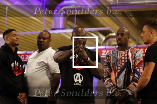 Almere 26 september 2019
Presentatie influencer boxing avond in sportcentrum Almere. Melvin Manhoef