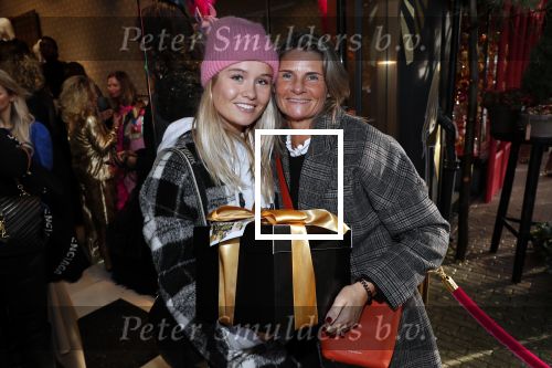 Amsterdam 12 november 2019
Presentatie en opening winkel Shoeby van Fred v Leer en Nicolette v Dam.