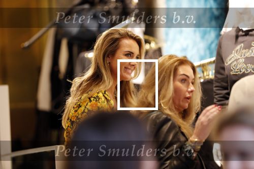 Amsterdam 12 november 2019
Presentatie en opening winkel Shoeby van Fred v Leer en Nicolette v Dam.
Monique Westenberg