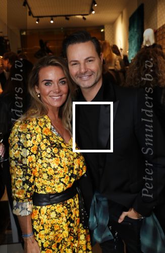 Amsterdam 12 november 2019
Presentatie en opening winkel Shoeby van Fred v Leer en Nicolette v Dam.
Monique Westenberg