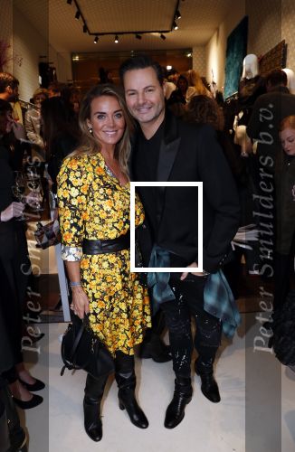 Amsterdam 12 november 2019
Presentatie en opening winkel Shoeby van Fred v Leer en Nicolette v Dam.
Monique Westenberg