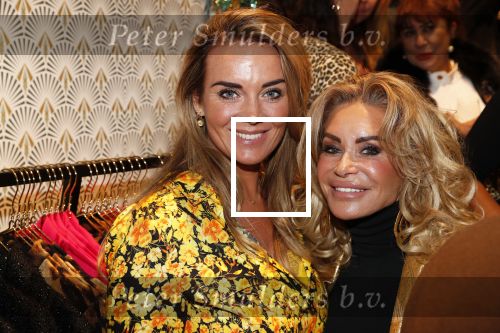 Amsterdam 12 november 2019
Presentatie en opening winkel Shoeby van Fred v Leer en Nicolette v Dam.
Monique Westenberg en Connie Witteman