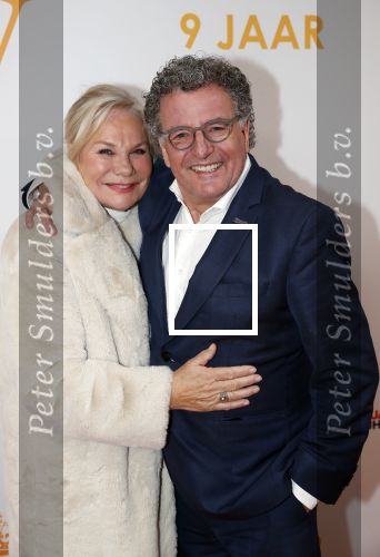 Katwijk 30 oktober 2019
9 jaar soldaat van Oranje in de hangar op vliegveld Valkenburg . Monique v d Ven met haar man Edwin de Vries