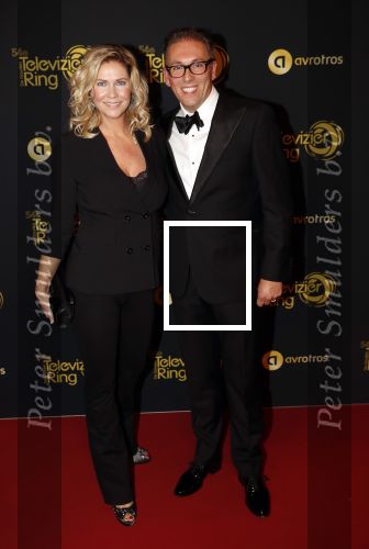 Amsterdam 9 oktober 2019
Uitreiking televizierring 2019 in AFAS Live. Nance Coolen met haar man