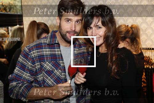 Amsterdam 12 november 2019
Presentatie en opening winkel Shoeby van Fred v Leer en Nicolette v Dam.
Nick Schilder met zijn vrouw Kirsten