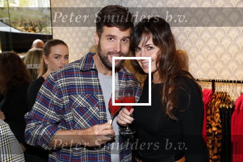 Amsterdam 12 november 2019
Presentatie en opening winkel Shoeby van Fred v Leer en Nicolette v Dam.
Nick Schilder met zijn vrouw Kirsten