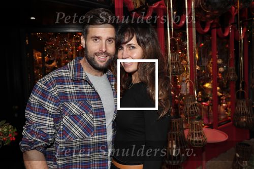 Amsterdam 12 november 2019
Presentatie en opening winkel Shoeby van Fred v Leer en Nicolette v Dam.
Nick Schilder met zijn vrouw Kirsten