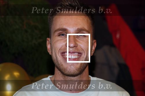 Utrecht 21 oktober 2019
Boekpresentatie Sterre Koning bij de ping pong club. Romy Monteiro krijgt het eerste boek. Nicky Romero
