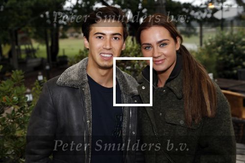 Blaricum 4 oktober 2019
Dierendag met een ontbijt voor de hondjes georganiseerd door Rosanna Kluivert en Nino Wilkes. Anouk Smulders presenteert het. Nino met Estelle Bergkamp