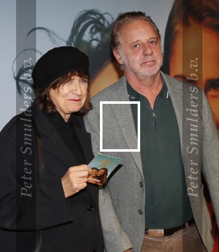 Amsterdam 7 oktober 2019
Premiere de belofte van Pisa in Tuschinski. Olga Zuiderhoek met â€¦
