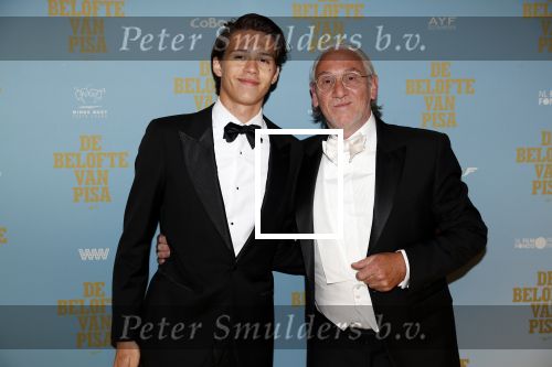 Amsterdam 7 oktober 2019
Premiere de belofte van Pisa in Tuschinski. Patrick Munsters met zijn zoon