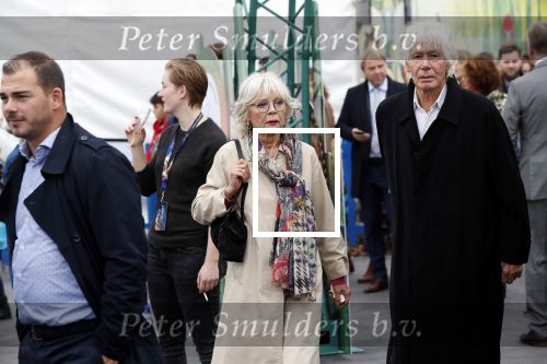 Den Haag 13 september 2019
Premiere Cirque du Soleil op het malieveld in Den Haag. Paul v Vliet met zijn vrouw