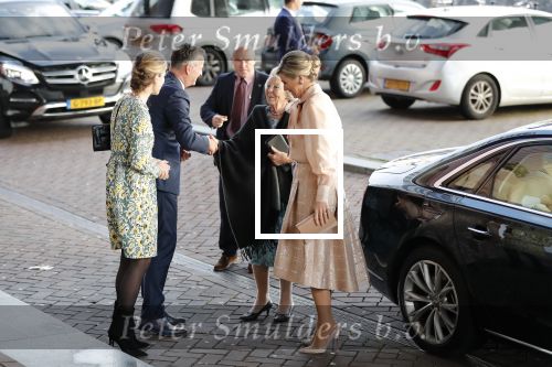 Amsterdam 4 november 2019
Koningin Maxima en prinses Beatrix arriveren bij uitreiking prins Bernhard cultuurprijs in theater aan het IJ.