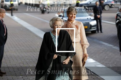 Amsterdam 4 november 2019
Koningin Maxima en prinses Beatrix arriveren bij uitreiking prins Bernhard cultuurprijs in theater aan het IJ.