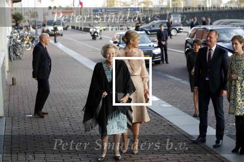 Amsterdam 4 november 2019
Koningin Maxima en prinses Beatrix arriveren bij uitreiking prins Bernhard cultuurprijs in theater aan het IJ.